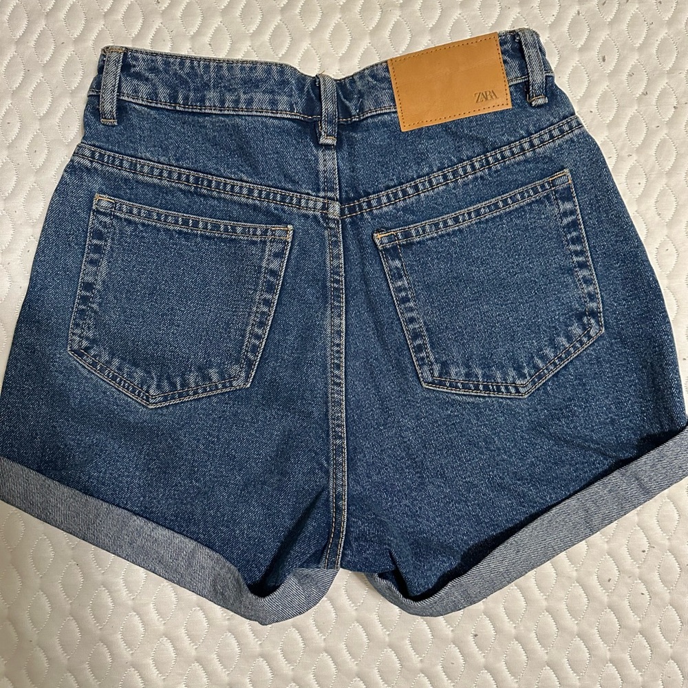 ZARA Denim Mom Short - Picture 3 of 4